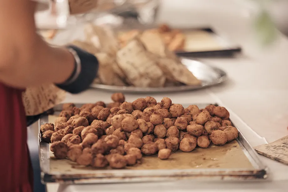 mange e zombe 2026 evento puglia martina franca cibo locale